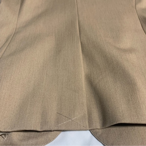 New York & Company 7th Avenue Design Studio Tan/Brown Blazer/Jacket. Size 8. - Picture 5 of 16